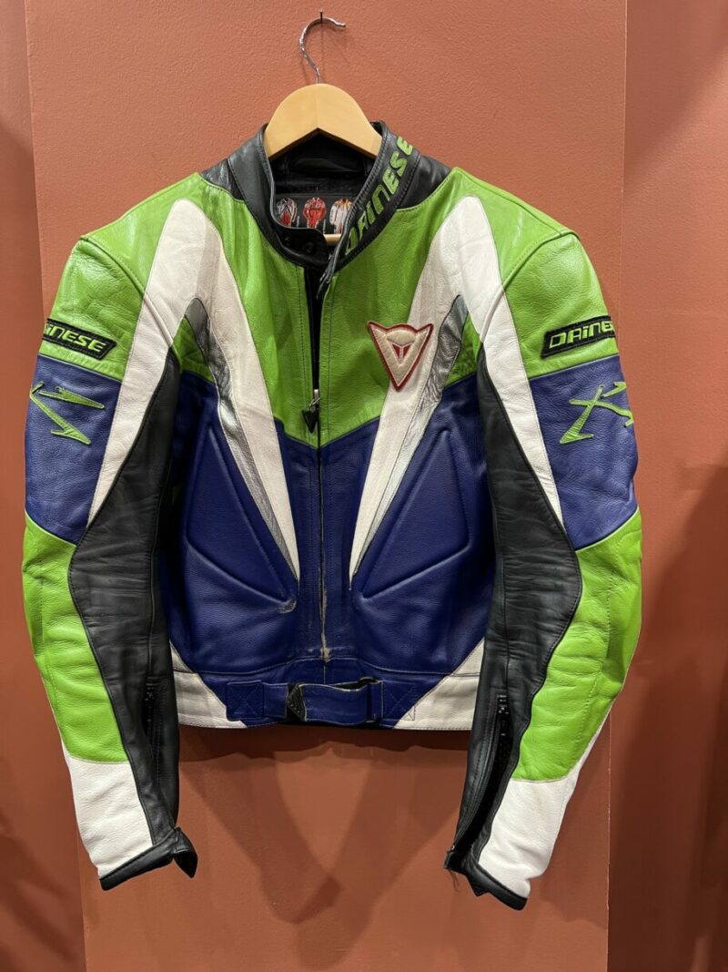 MallS - Concept Store - Vintage, Yoga & Pilates, Tattoo & Art - Paris 03 - Veste Racing Dainese