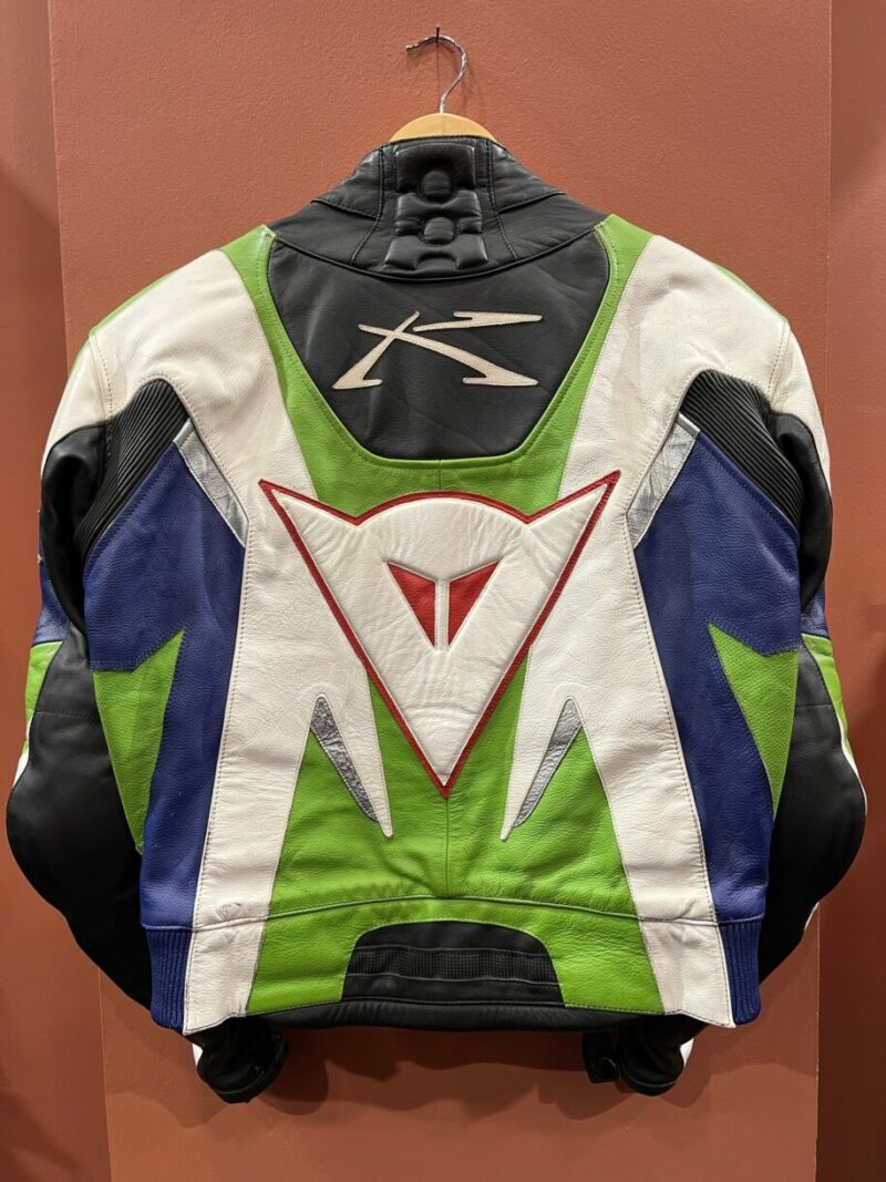 MallS - Concept Store - Vintage, Yoga & Pilates, Tattoo & Art - Paris 03 - Veste Racing Dainese